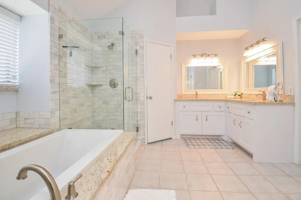 2115 Echo Ridge Sugar Land, TX 77478