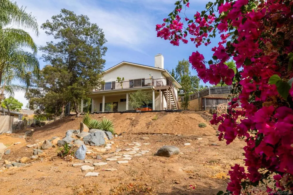 12312 Sunbrite Lane Lakeside, CA 92040