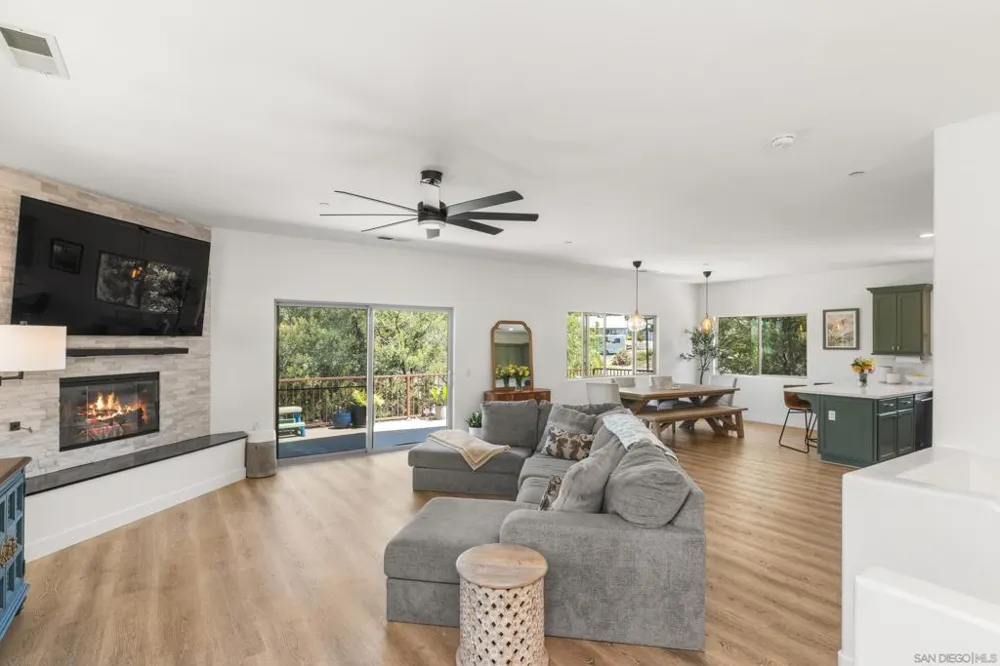 12312 Sunbrite Lane Lakeside, CA 92040