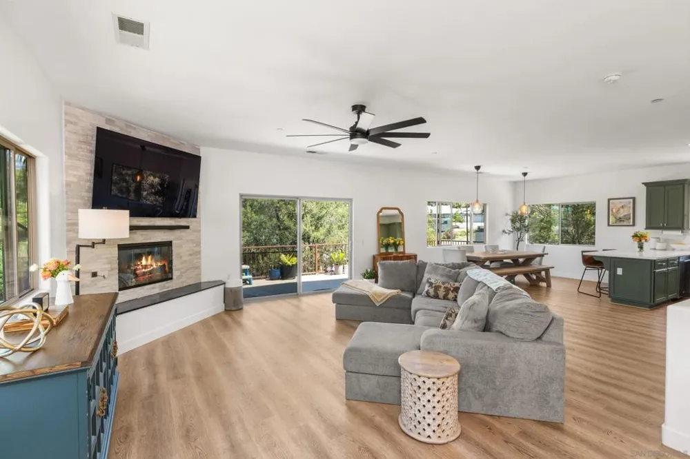 12312 Sunbrite Lane Lakeside, CA 92040