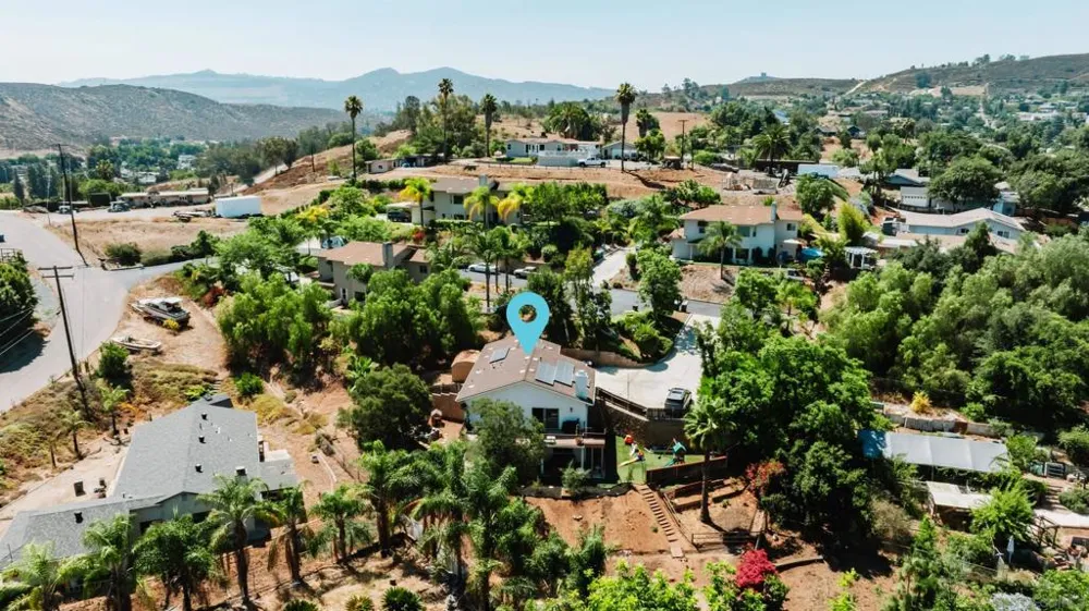 12312 Sunbrite Lane Lakeside, CA 92040