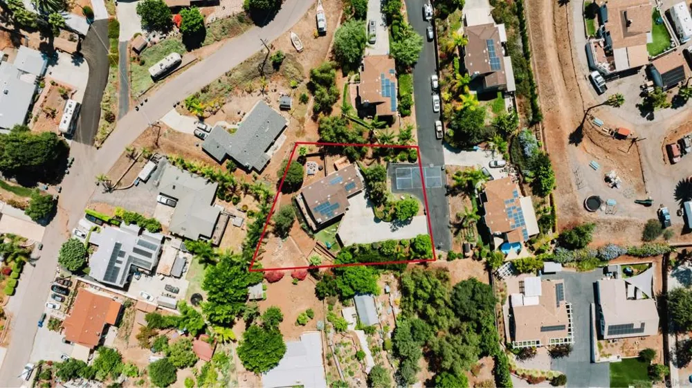 12312 Sunbrite Lane Lakeside, CA 92040