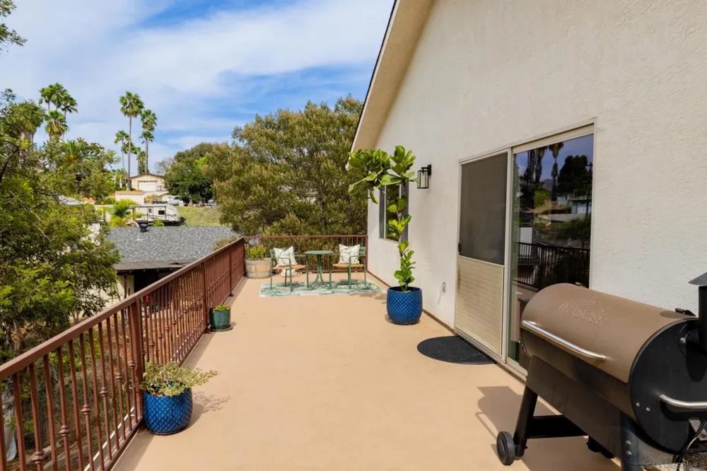 12312 Sunbrite Lane Lakeside, CA 92040