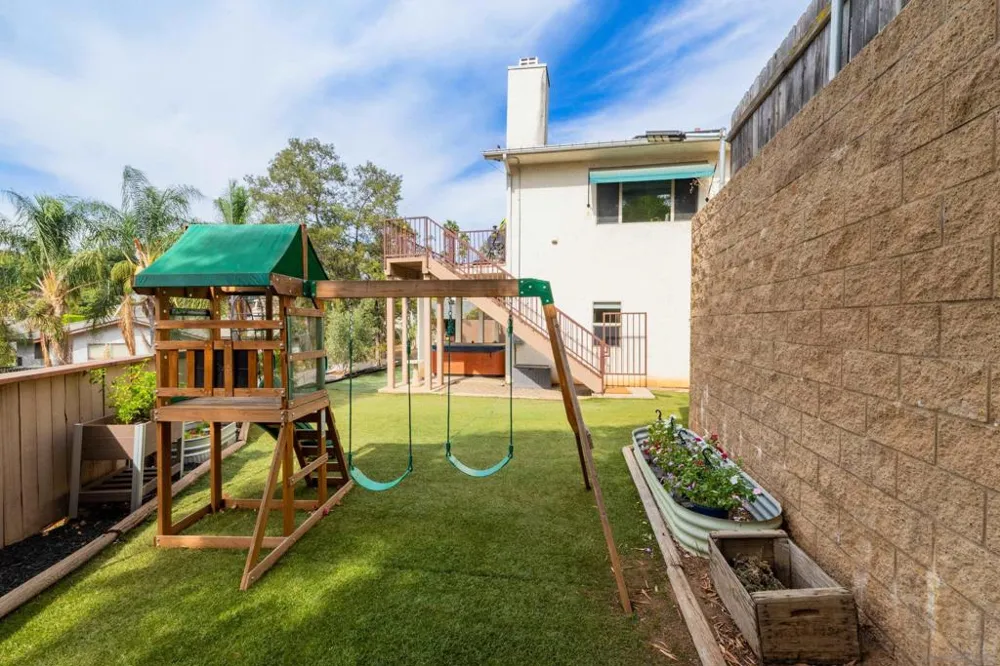 12312 Sunbrite Lane Lakeside, CA 92040