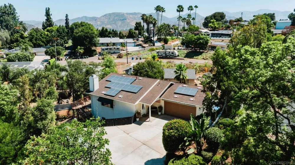12312 Sunbrite Lane Lakeside, CA 92040