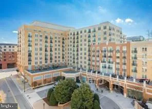 155 POTOMAC PASSAGE #202