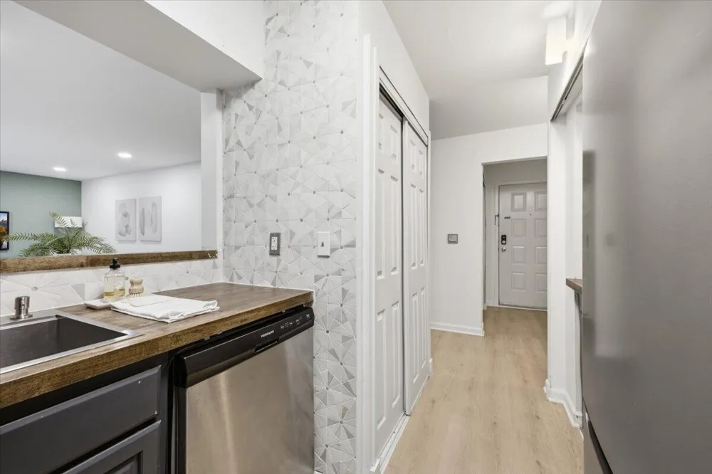 300 Briarcrest Drive #140 Ann Arbor, MI 48104