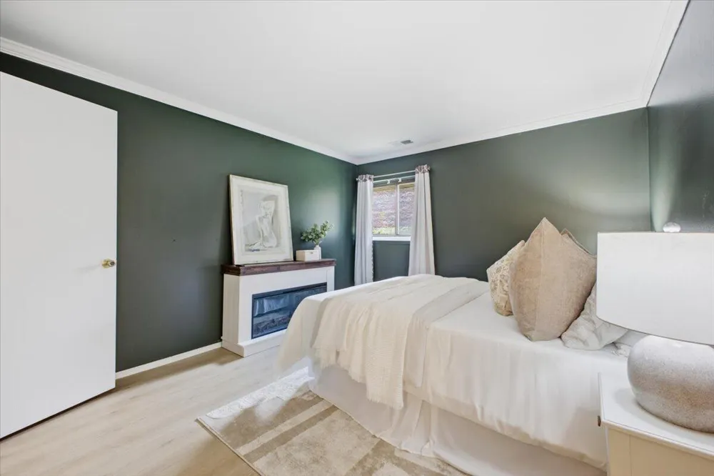 300 Briarcrest Drive #140 Ann Arbor, MI 48104