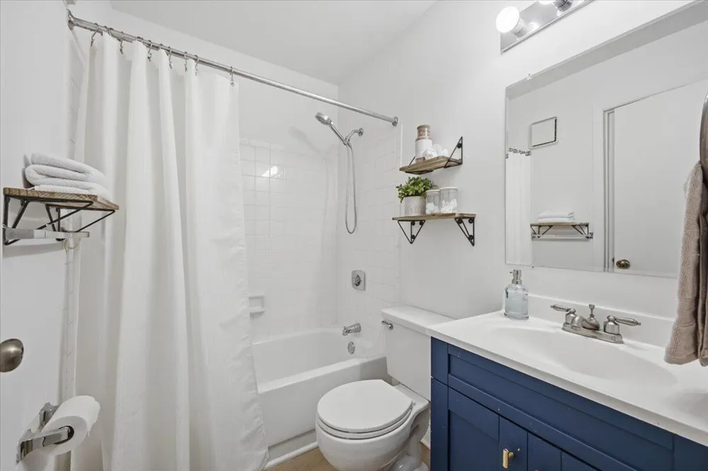 300 Briarcrest Drive #140 Ann Arbor, MI 48104