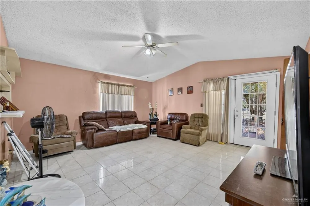 710 Padre Avenue Weslaco, TX 78596