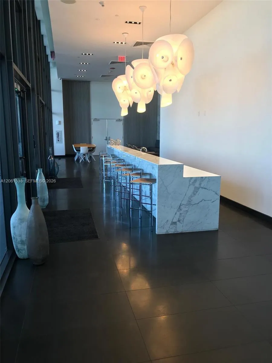 1600 NE 1st Ave #1418 Miami, FL 33132