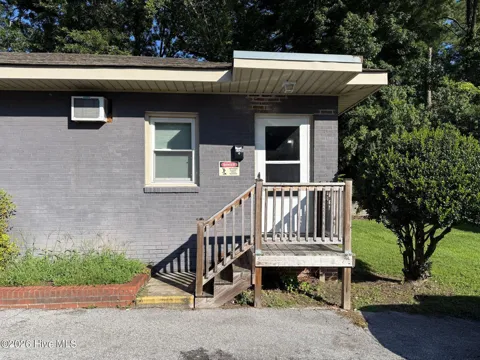 312 Roosevelt Road #D
