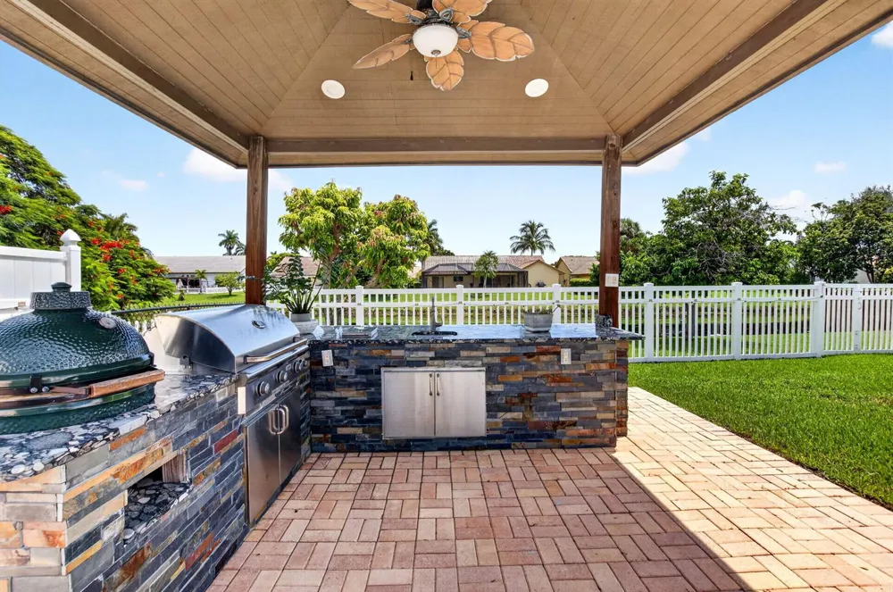 9696 Majestic Way Boynton Beach, FL 33437