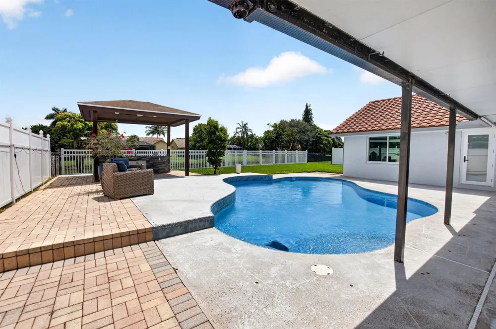 9696 Majestic Way Boynton Beach, FL 33437