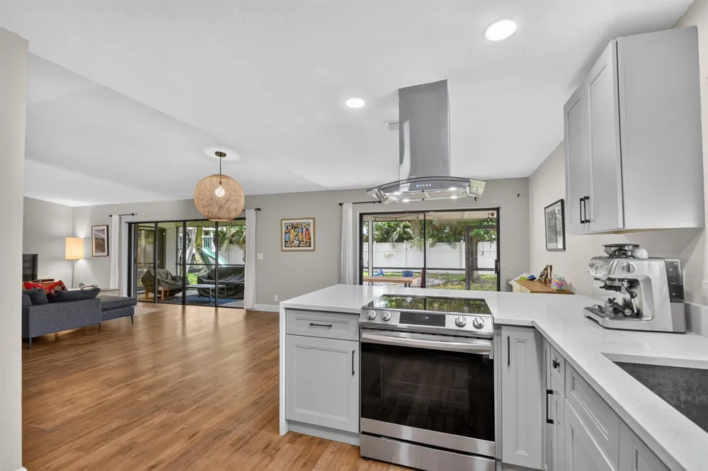 2606 SW 23rd Cranbrook Drive Boynton Beach, FL 33436
