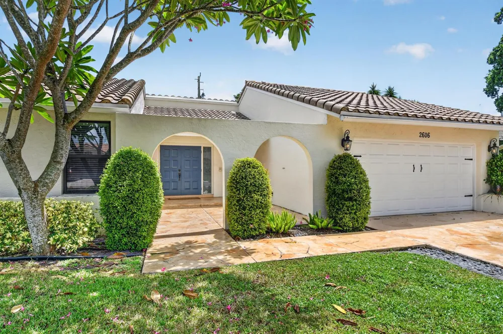 2606 SW 23rd Cranbrook Drive Boynton Beach, FL 33436