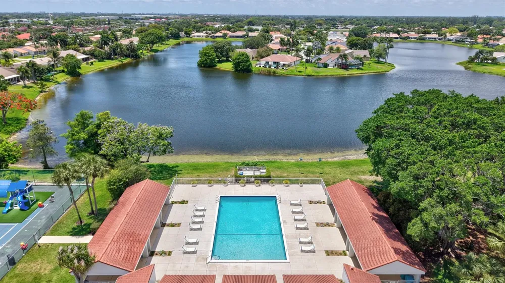 2606 SW 23rd Cranbrook Drive Boynton Beach, FL 33436