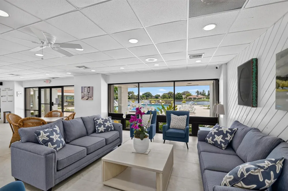 2606 SW 23rd Cranbrook Drive Boynton Beach, FL 33436