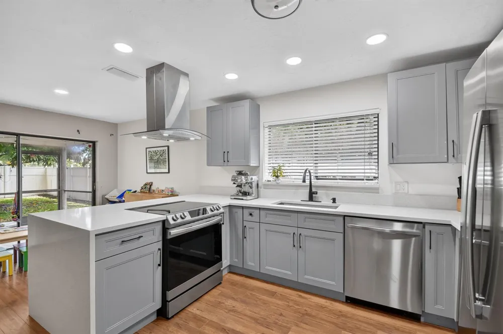 2606 SW 23rd Cranbrook Drive Boynton Beach, FL 33436