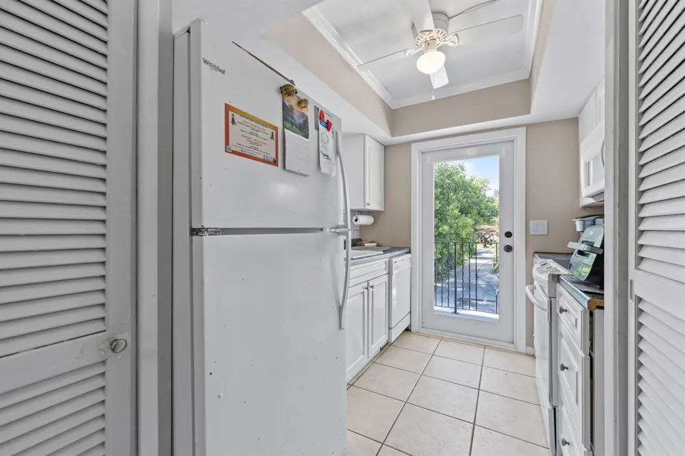 2151 NE 42nd Court #225 Lighthouse Point, FL 33064