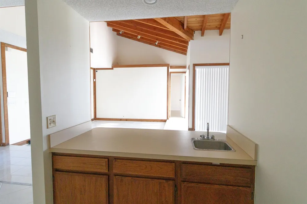 8197 ROYAL PALM COURT #5 Tamarac, FL 33321