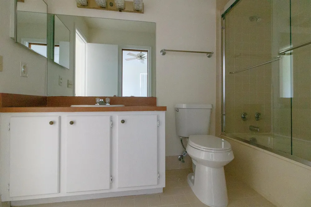 8197 ROYAL PALM COURT #5 Tamarac, FL 33321