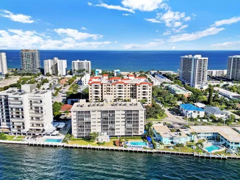 615 RIVERSIDE DRIVE #706