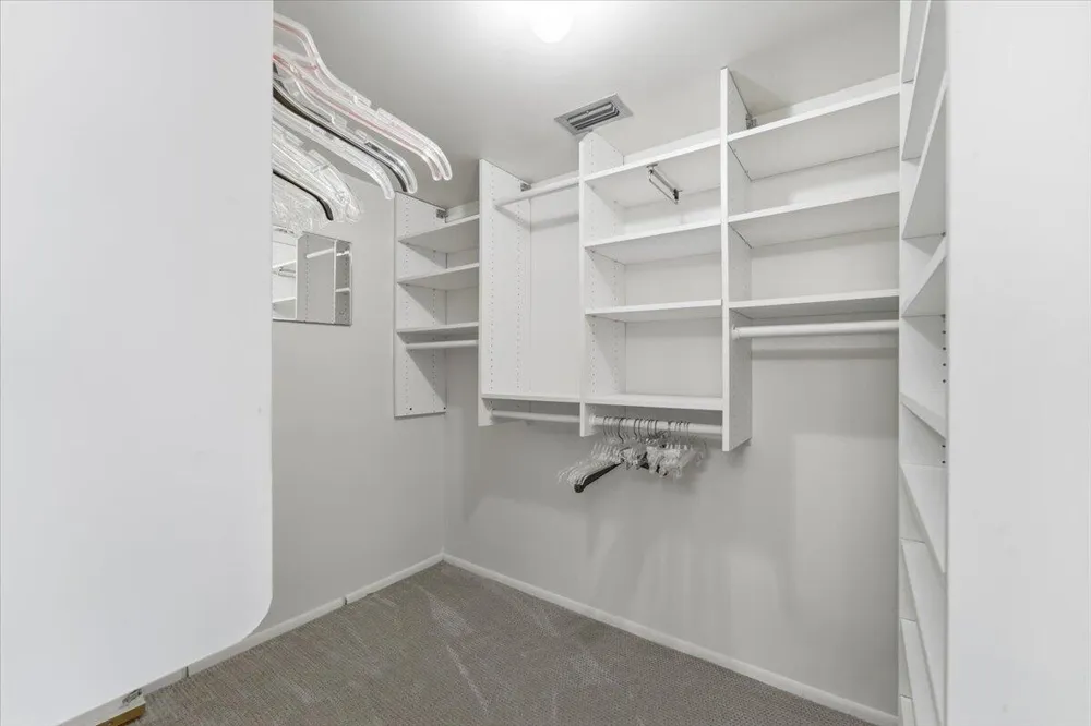 615 RIVERSIDE DRIVE #706 Pompano Beach, FL 33062