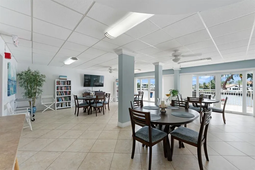 615 RIVERSIDE DRIVE #706 Pompano Beach, FL 33062