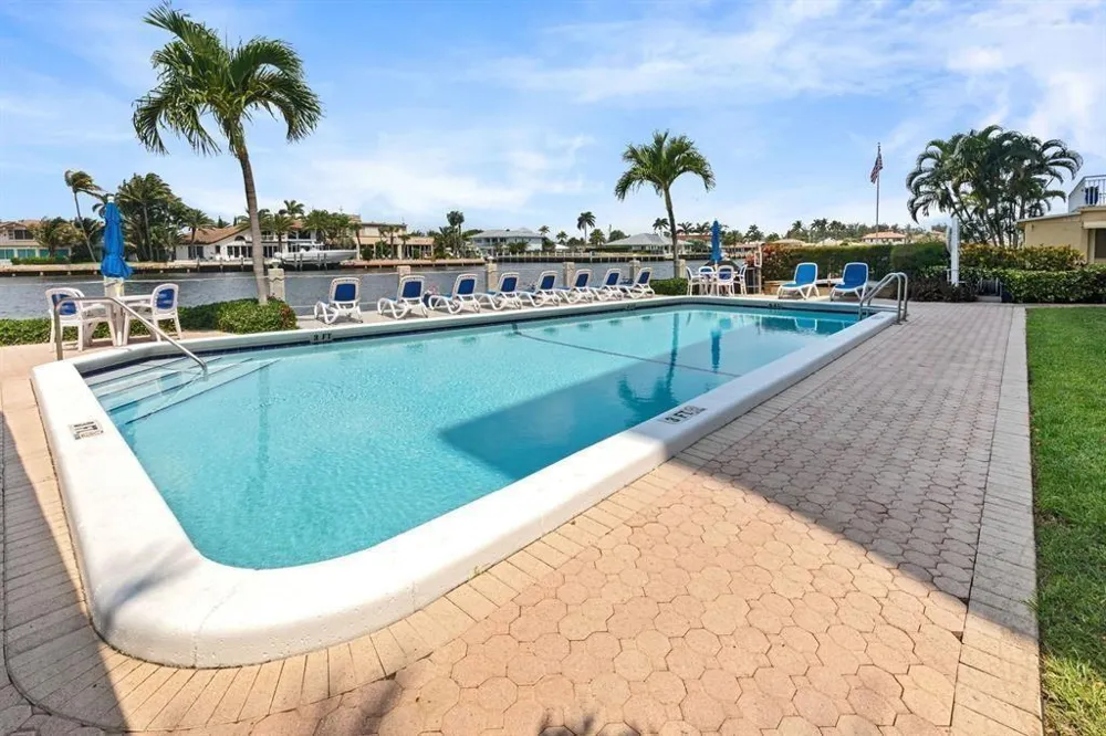 615 RIVERSIDE DRIVE #706 Pompano Beach, FL 33062