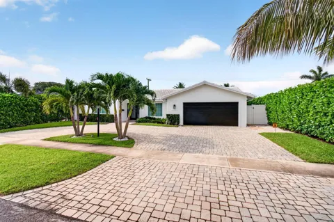 998 SW 7th Street