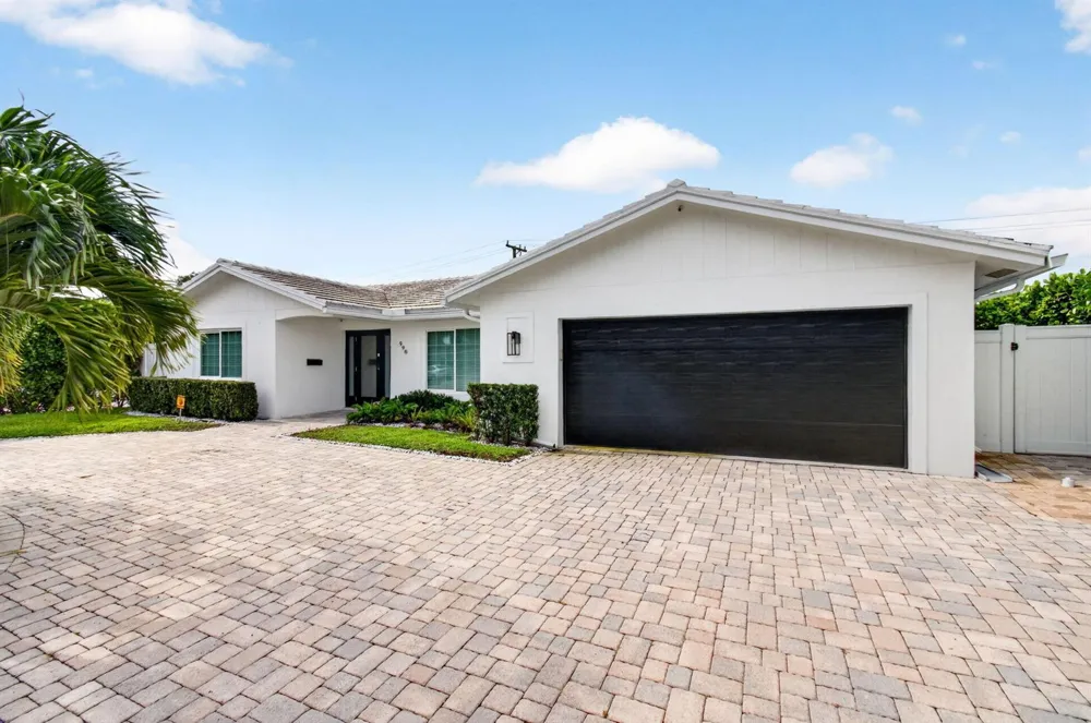 998 SW 7th Street Boca Raton, FL 33486