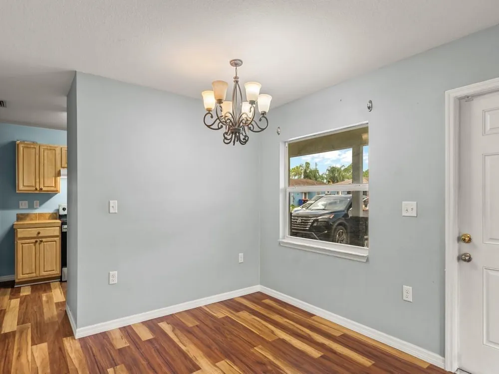 1724 10TH WAY SW Vero Beach, FL 32962
