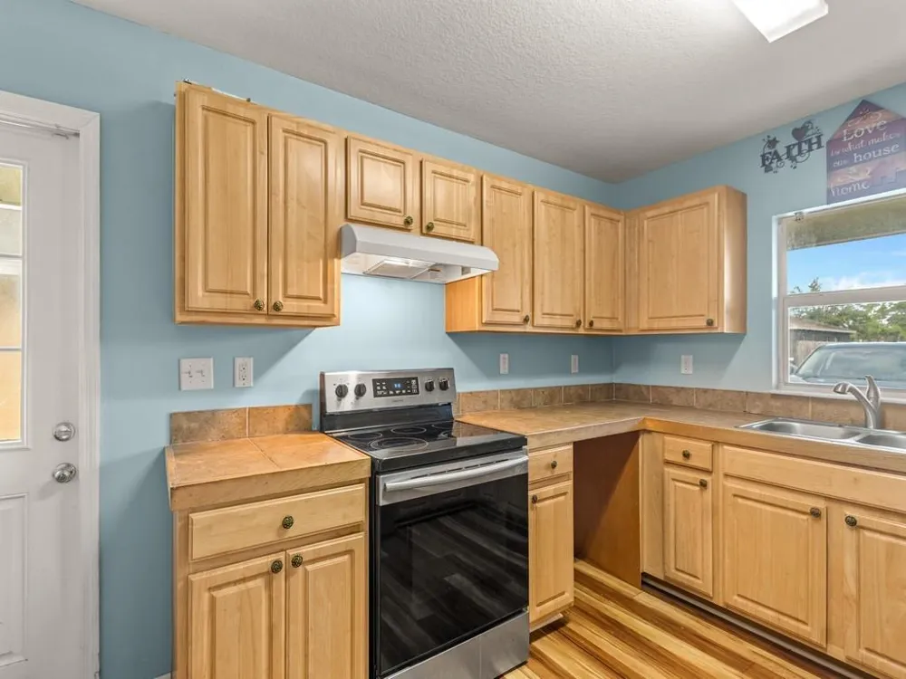1724 10TH WAY SW Vero Beach, FL 32962
