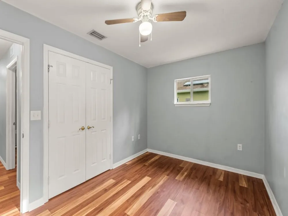 1724 10TH WAY SW Vero Beach, FL 32962