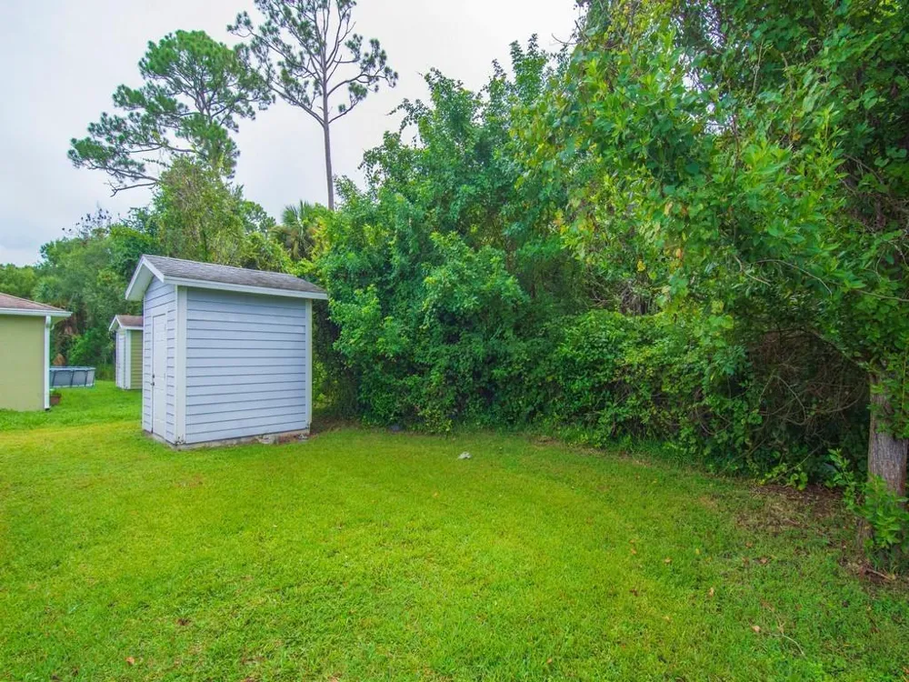 1724 10TH WAY SW Vero Beach, FL 32962