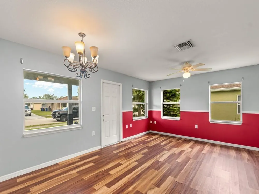 1724 10TH WAY SW Vero Beach, FL 32962