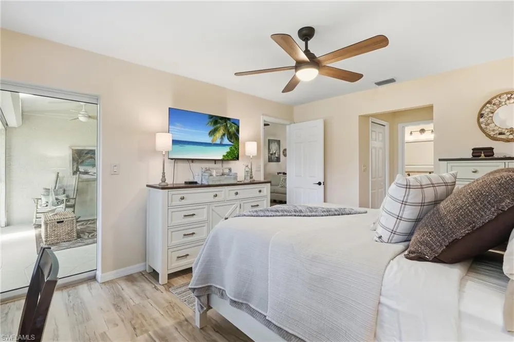 495 Veranda Way #A201 Naples, FL 34104