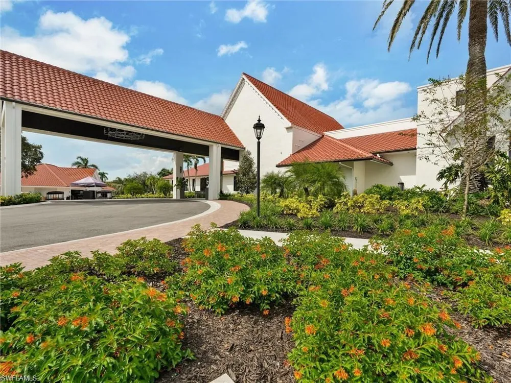 495 Veranda Way #A201 Naples, FL 34104