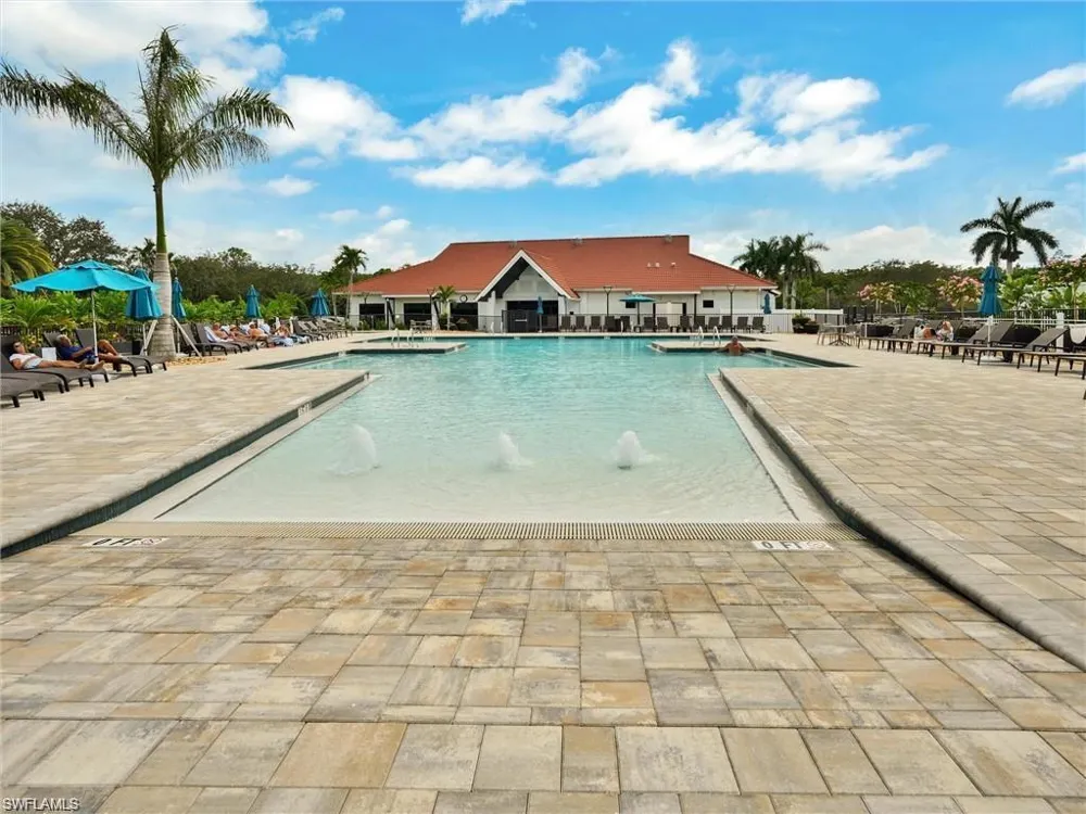 495 Veranda Way #A201 Naples, FL 34104