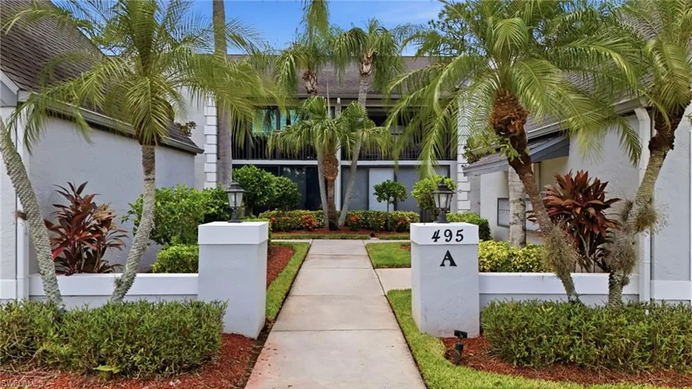 495 Veranda Way #A201 Naples, FL 34104