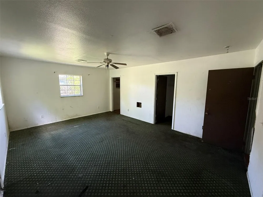 816 17TH COURT E Bradenton, FL 34208