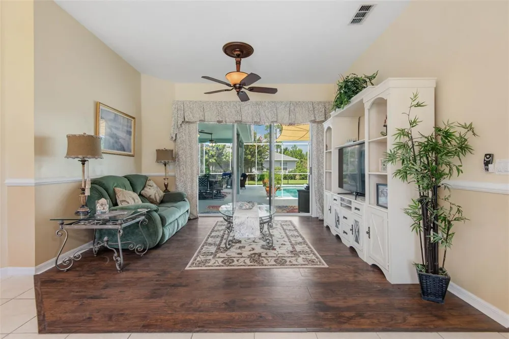 9 FAIRCASTLE LANE Palm Coast, FL 32137