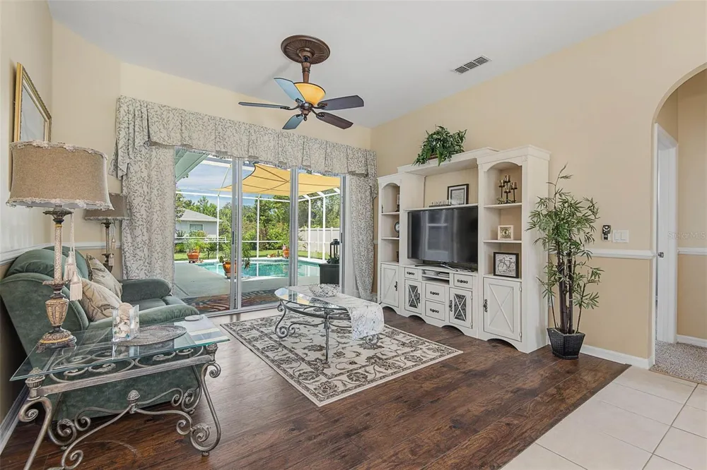 9 FAIRCASTLE LANE Palm Coast, FL 32137