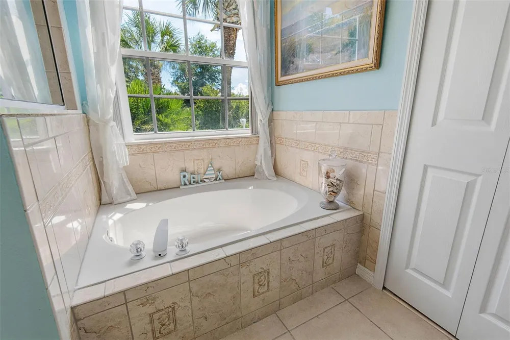 9 FAIRCASTLE LANE Palm Coast, FL 32137