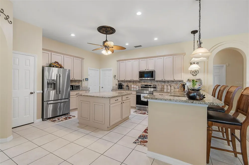 9 FAIRCASTLE LANE Palm Coast, FL 32137