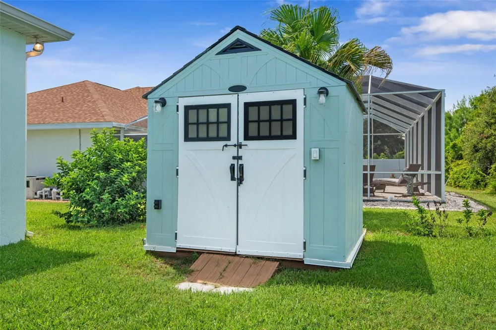 9 FAIRCASTLE LANE Palm Coast, FL 32137