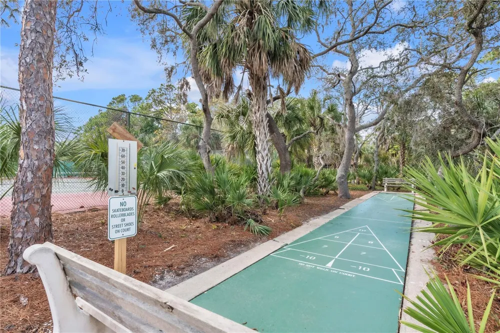 7625 4TH AVENUE W #7625 Bradenton, FL 34209