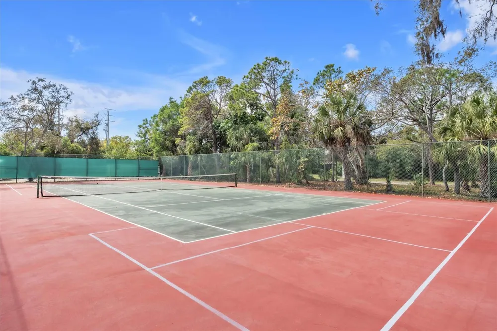 7625 4TH AVENUE W #7625 Bradenton, FL 34209