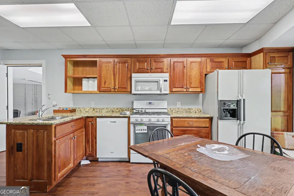 1405 Adair Mill RD Cleveland, GA 30528